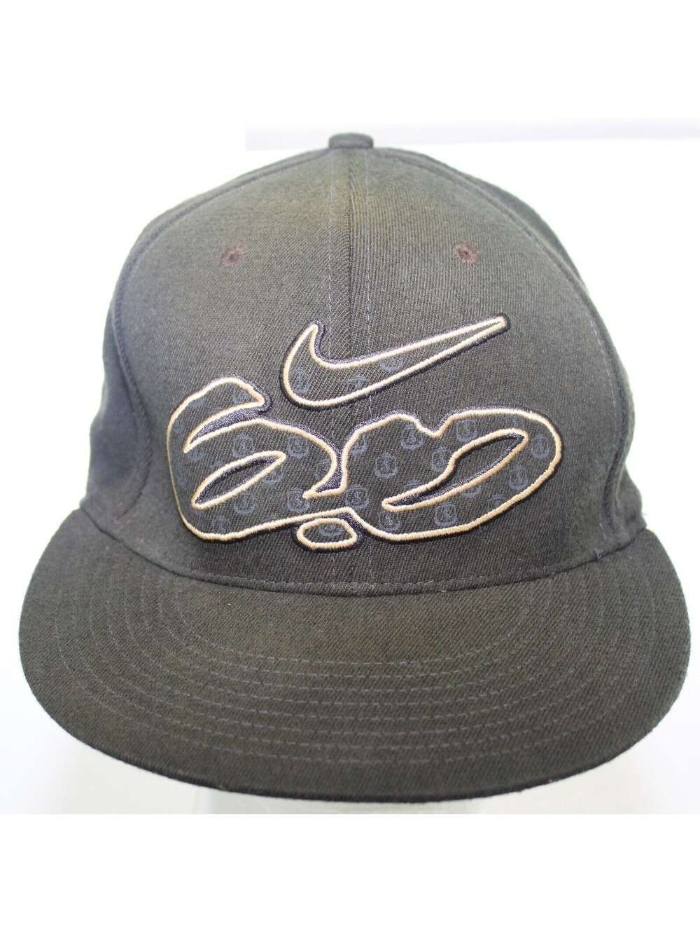 Nike 6.0 2-Tone Faded Design Skater Hat Black 1 Size Fits All Flex Fitted Cap